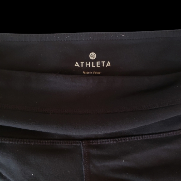 Athleta cropped black leggings - Picture 2 of 2